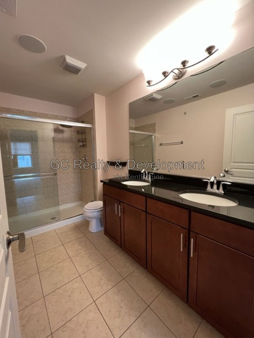 Gallery Image 16