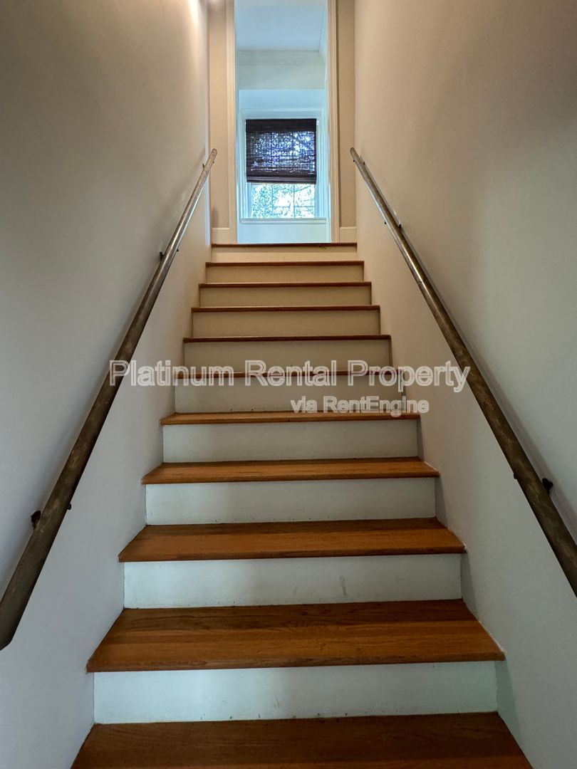 Gallery Image 25