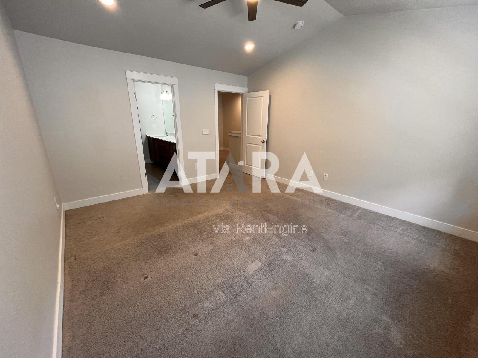 Gallery Image 21