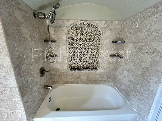Gallery Image 25