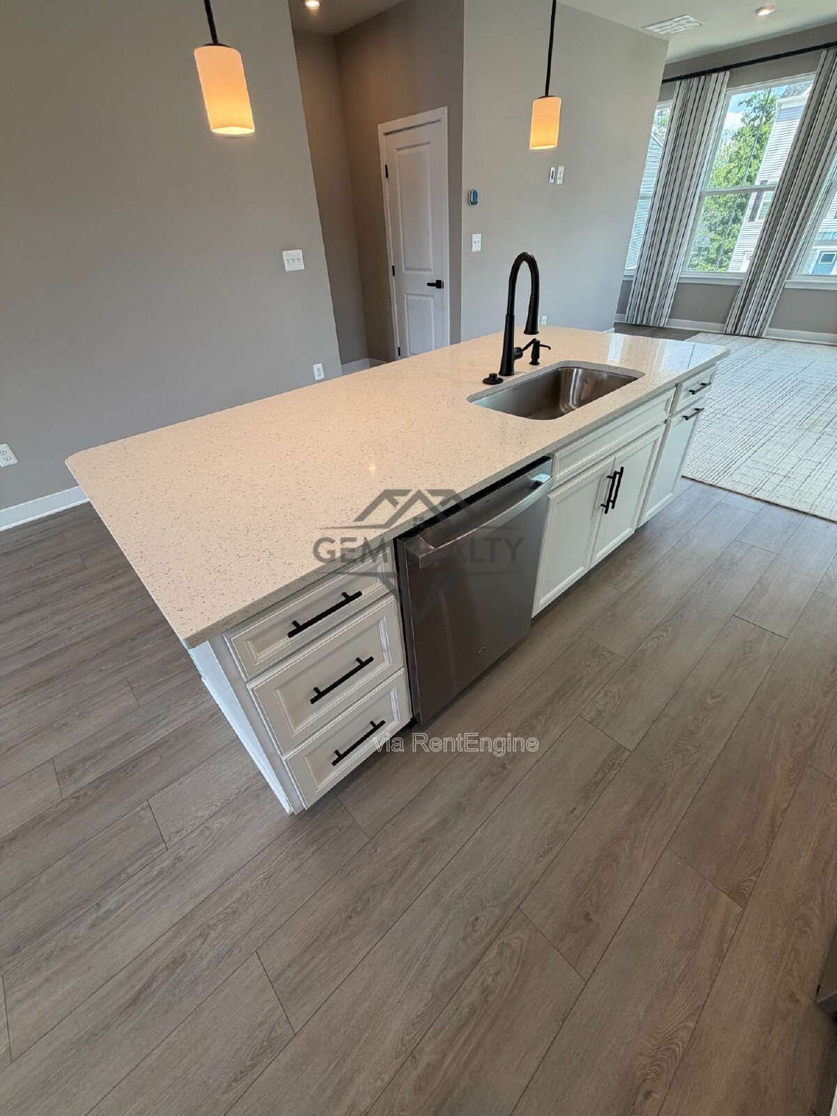 Gallery Image 36