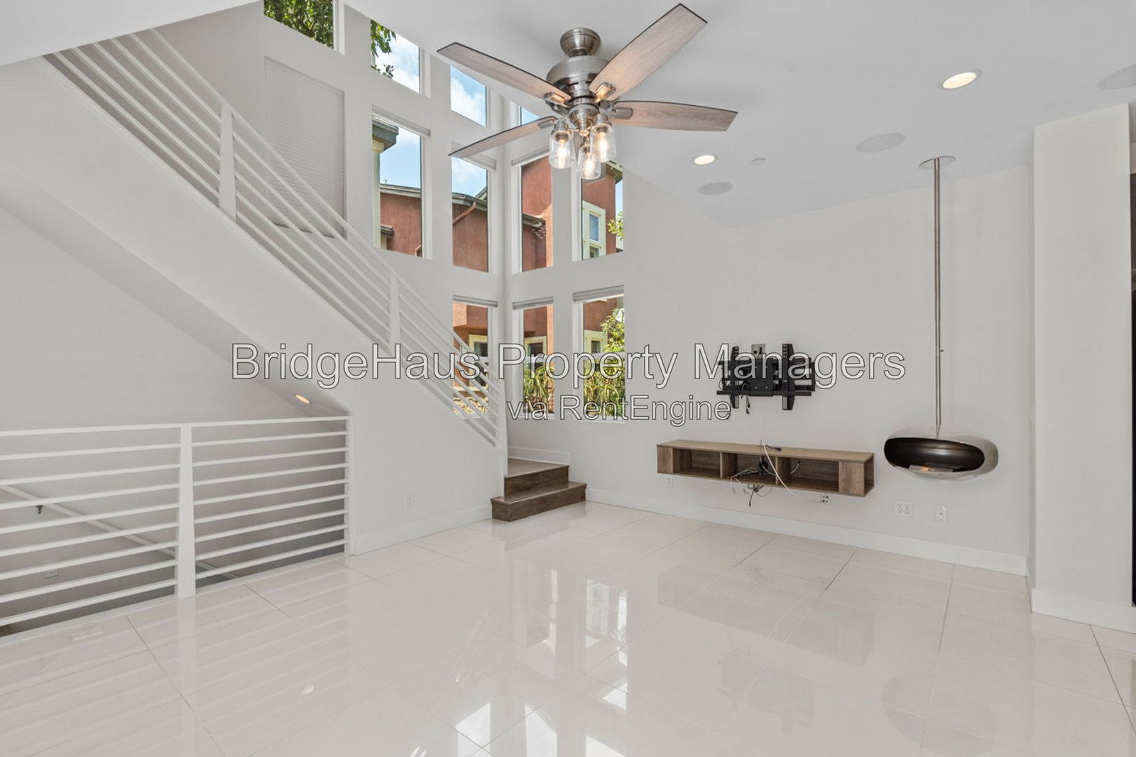 Gallery Image 16