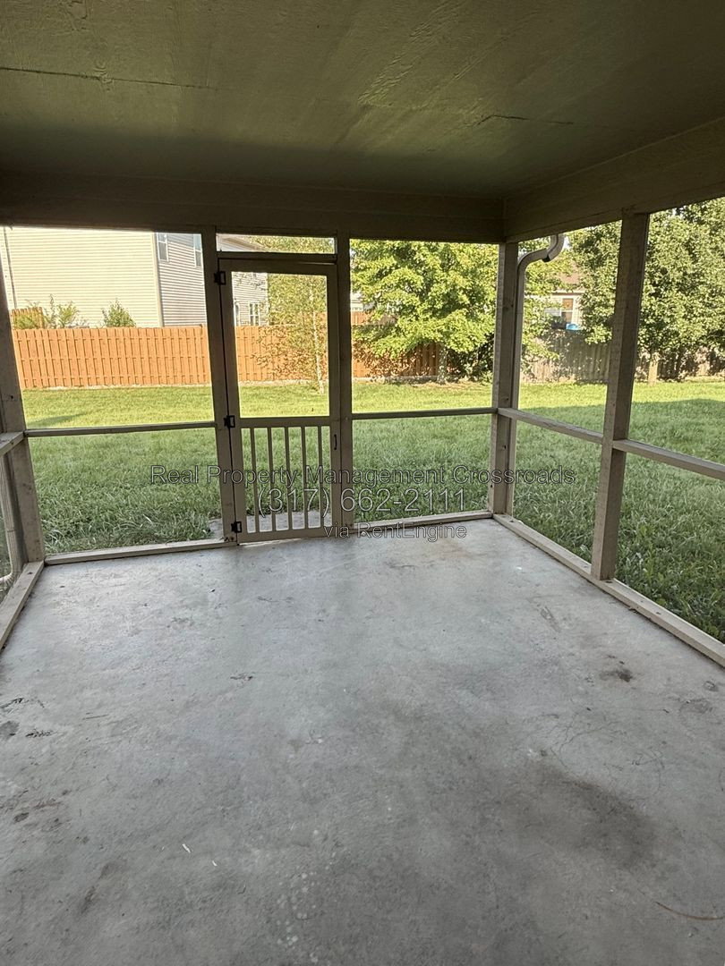 Gallery Image 13