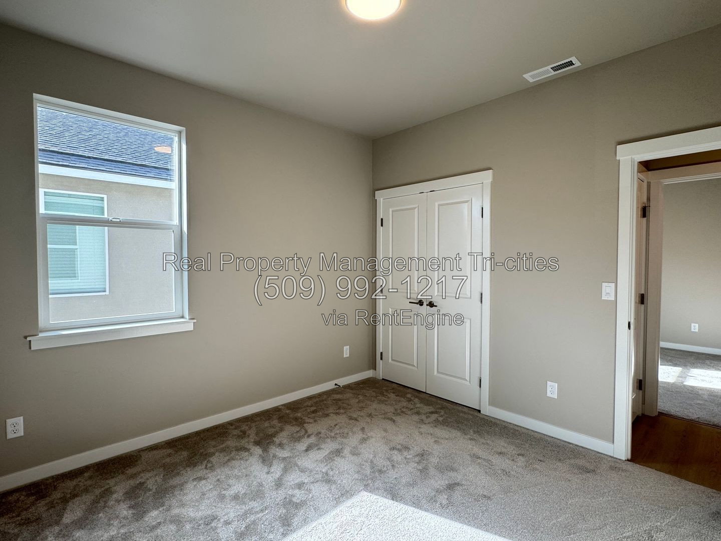 Gallery Image 19