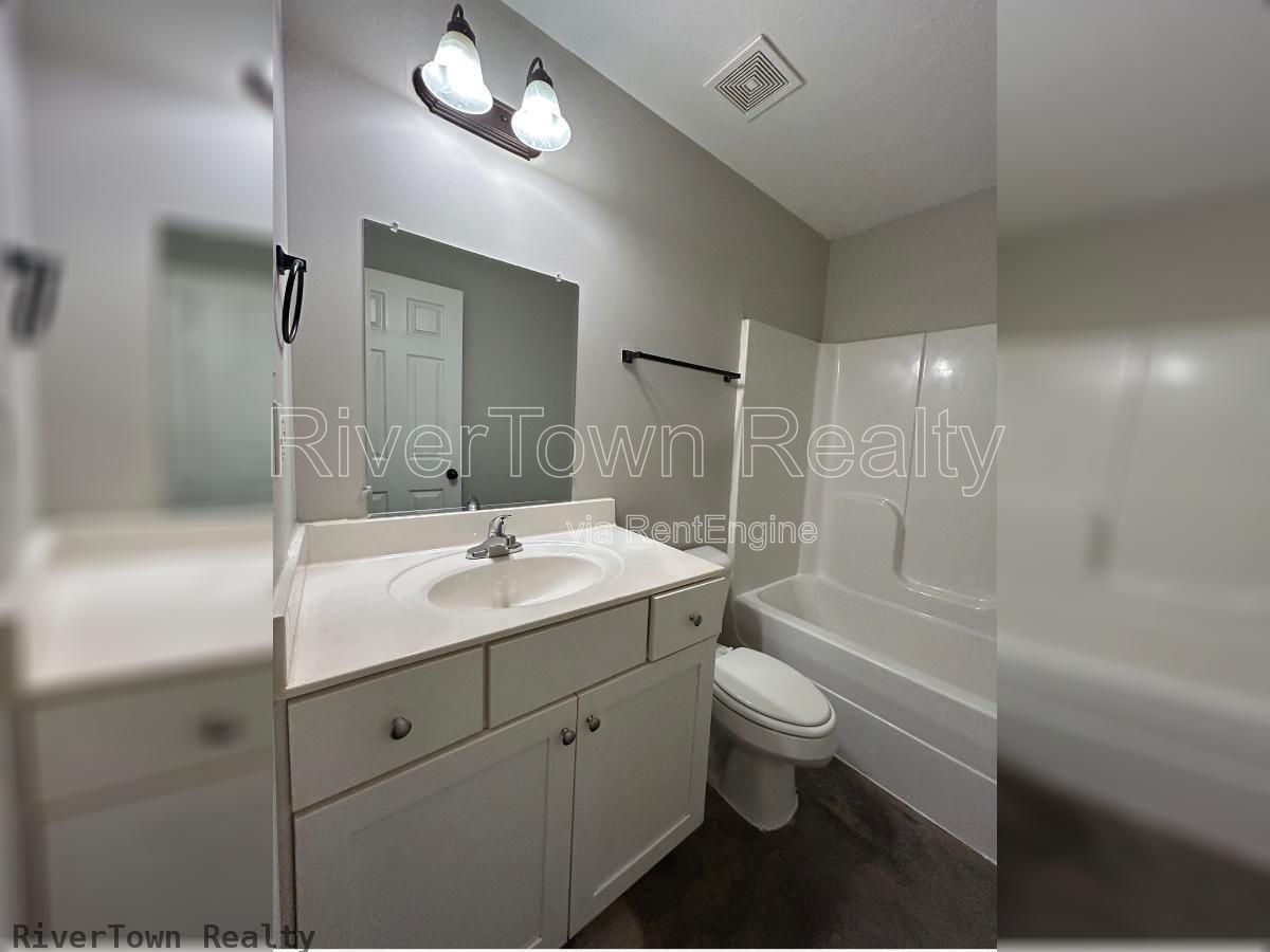 Gallery Image 16