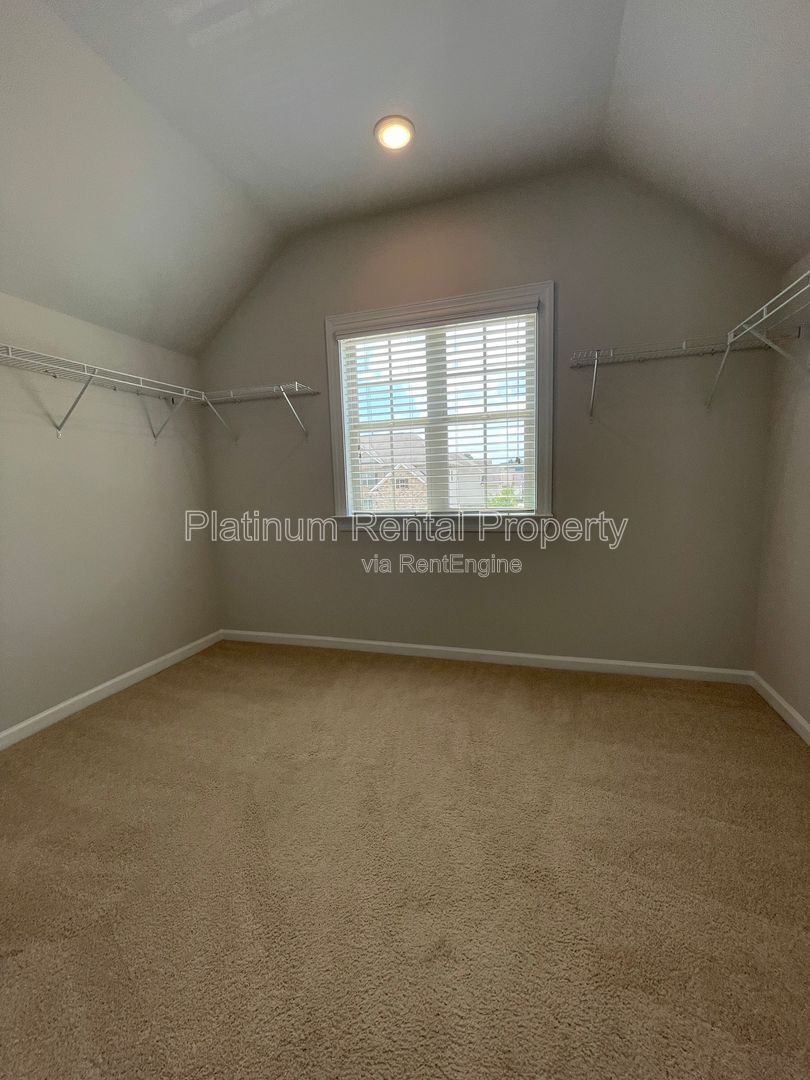 Gallery Image 60