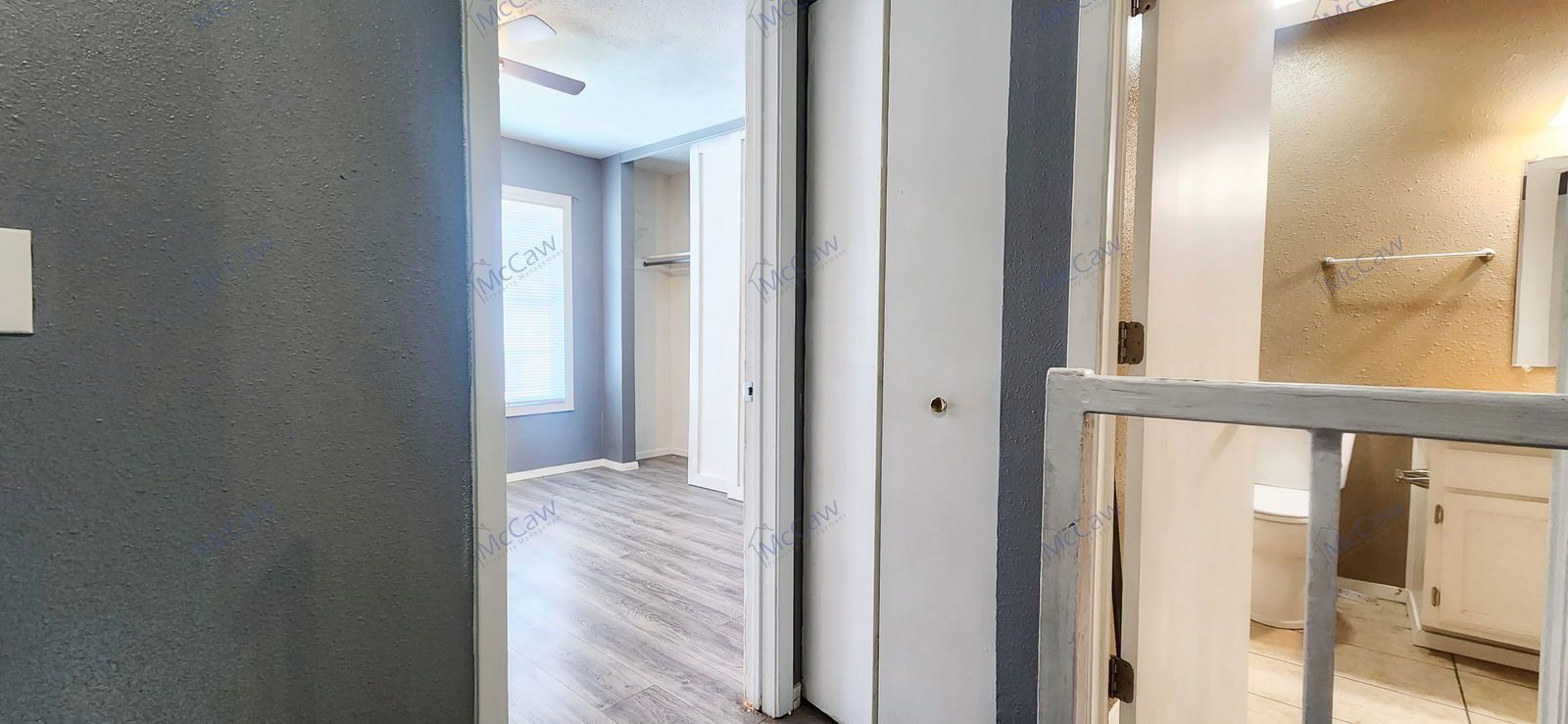 Gallery Image 16