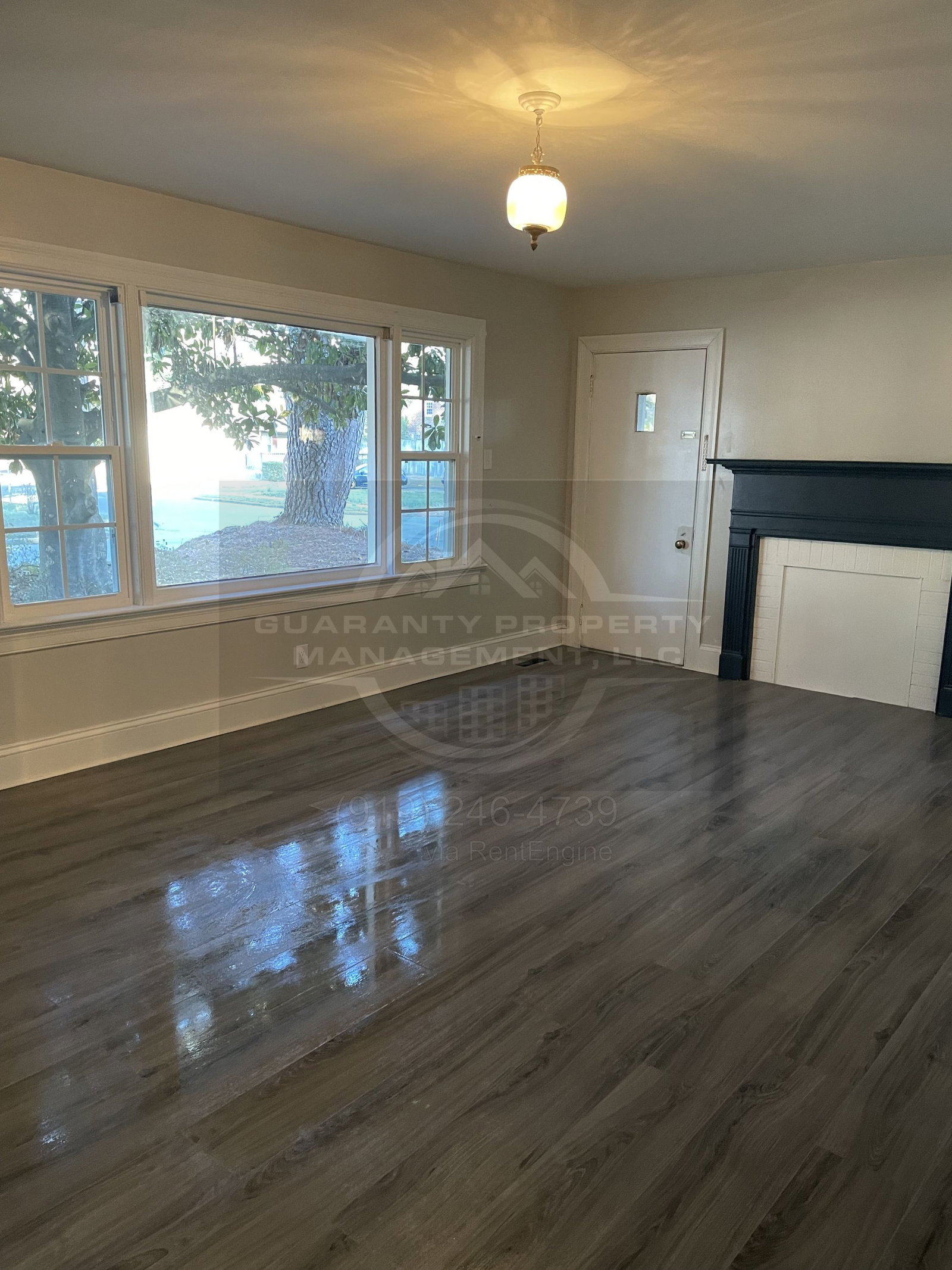 Gallery Image 13