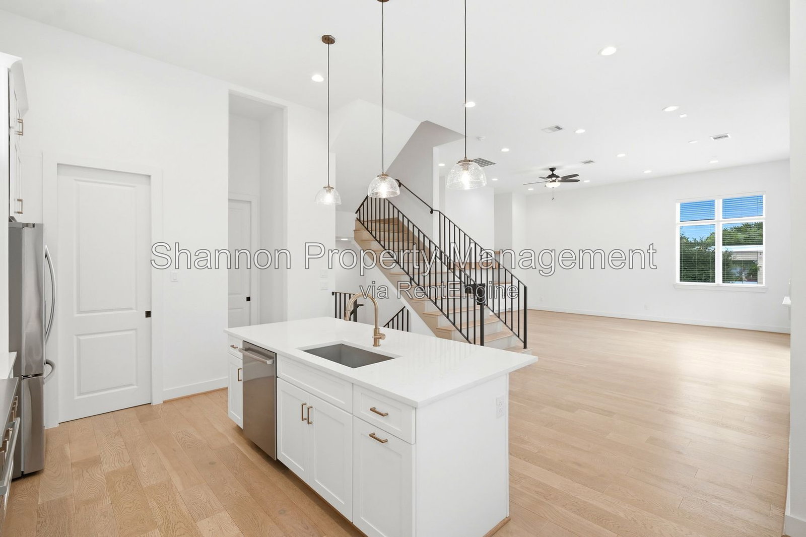 Gallery Image 14