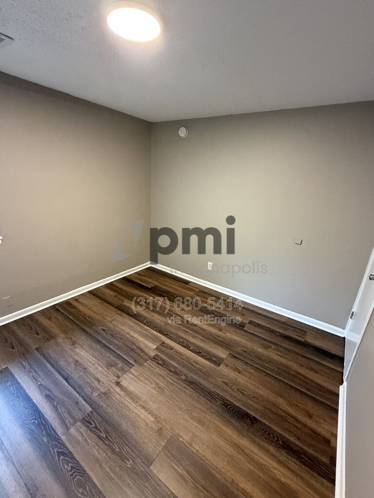 Gallery Image 16