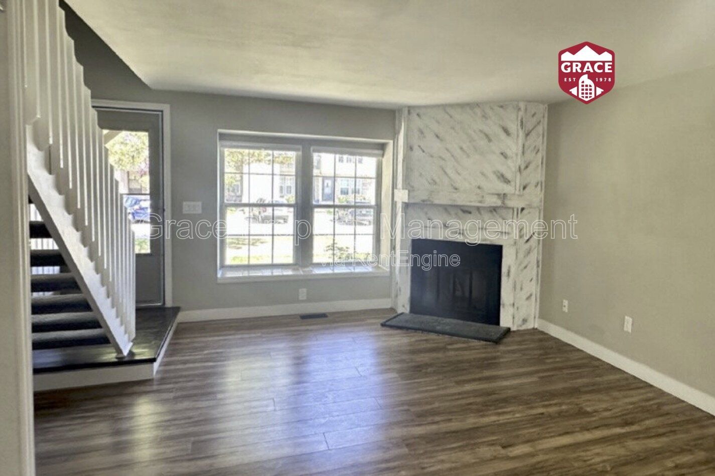 Gallery Image 0