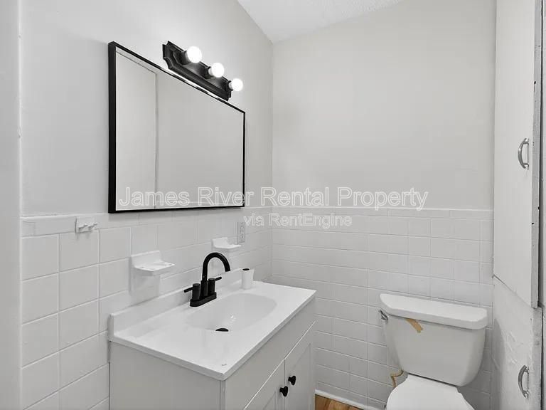 Gallery Image 19
