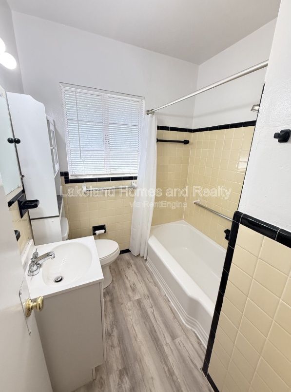Gallery Image 20