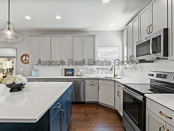 Gallery Image 17