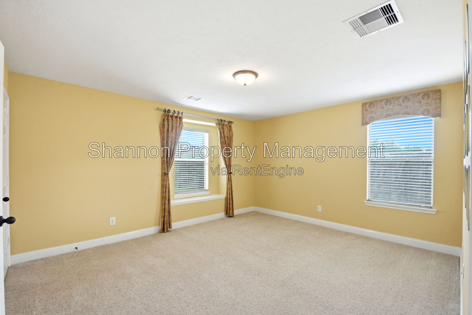 Gallery Image 18