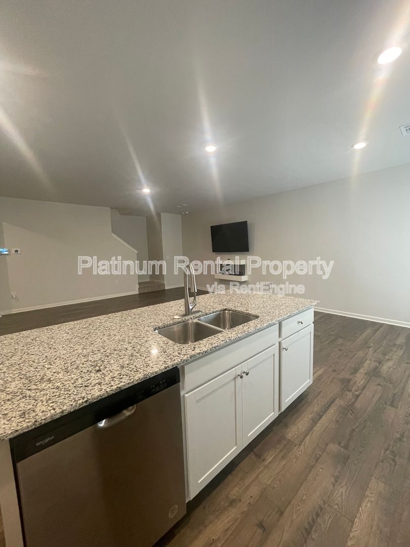 Gallery Image 14