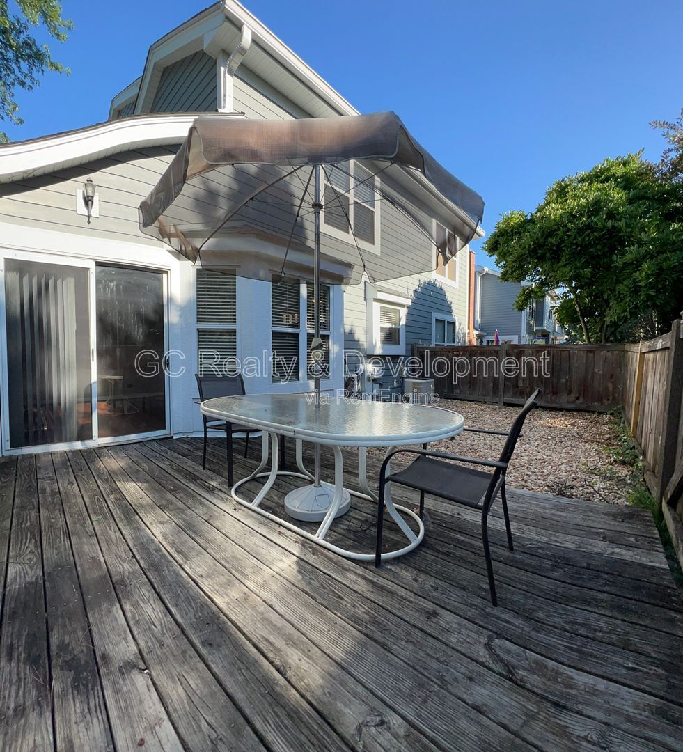 Gallery Image 18
