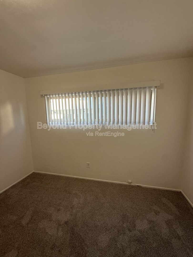 Gallery Image 16