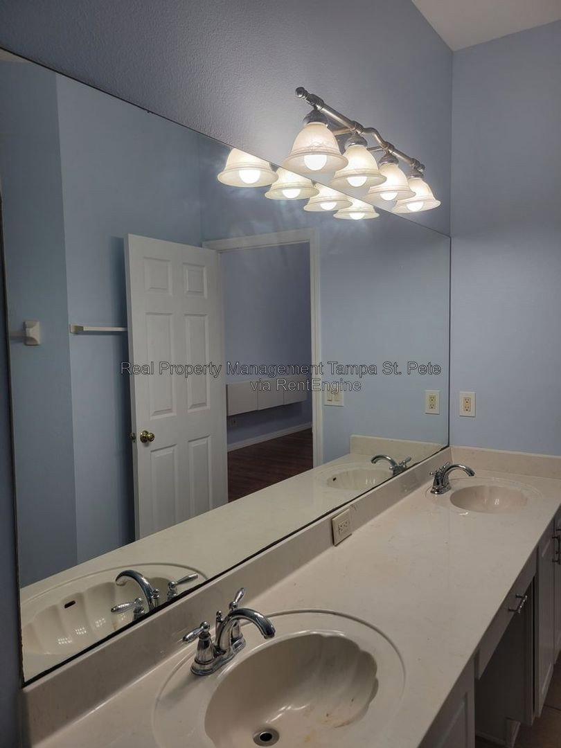 Gallery Image 21