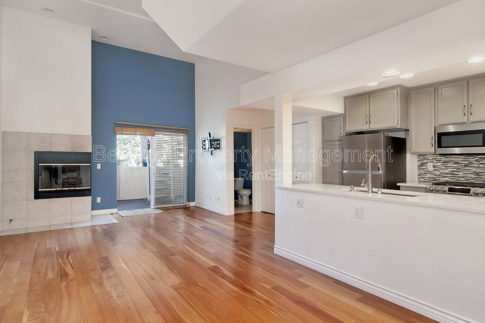 Gallery Image 0