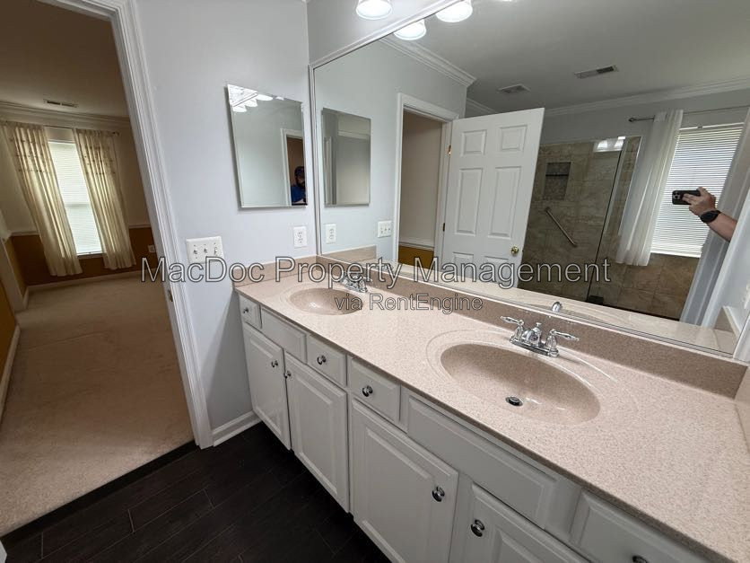 Gallery Image 56