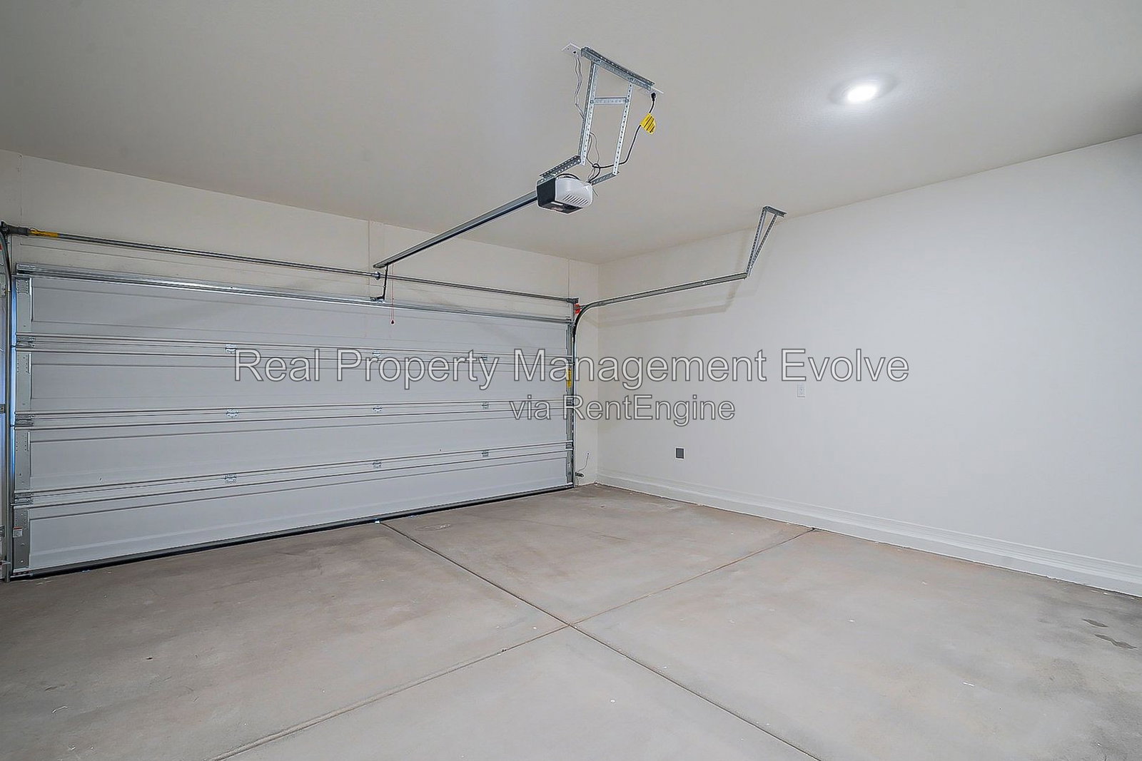 Gallery Image 0