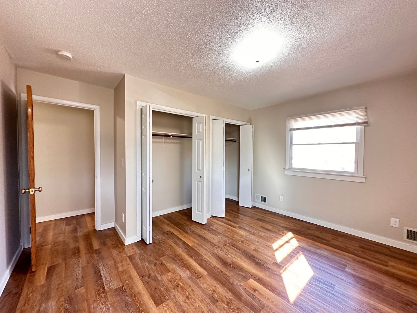 Gallery Image 15