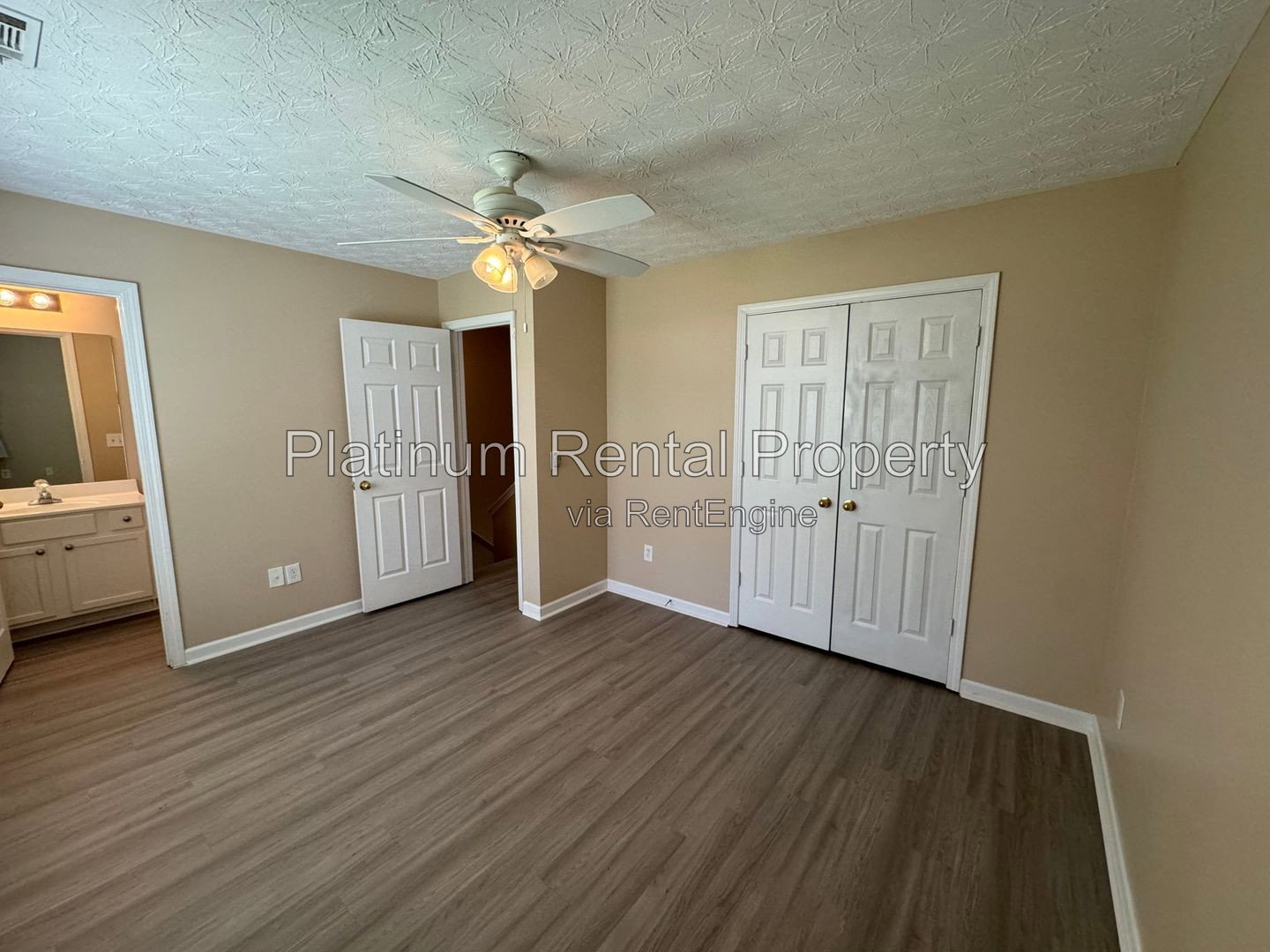 Gallery Image 18