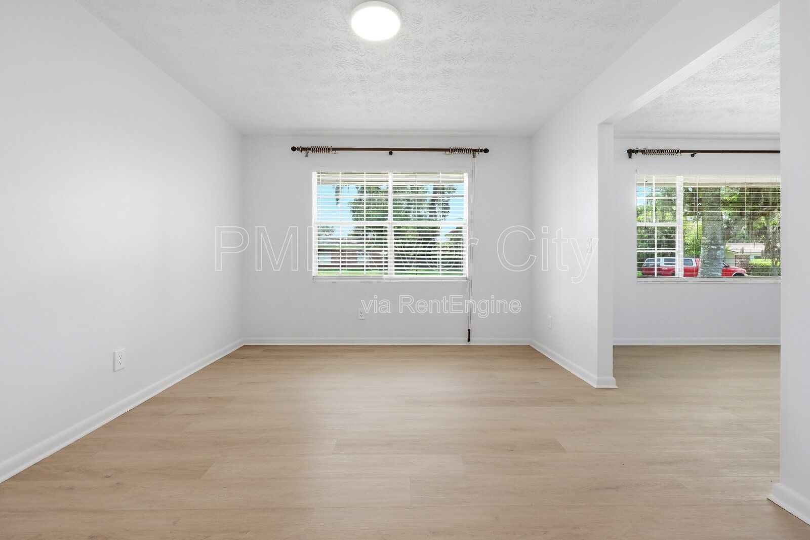 Gallery Image 33