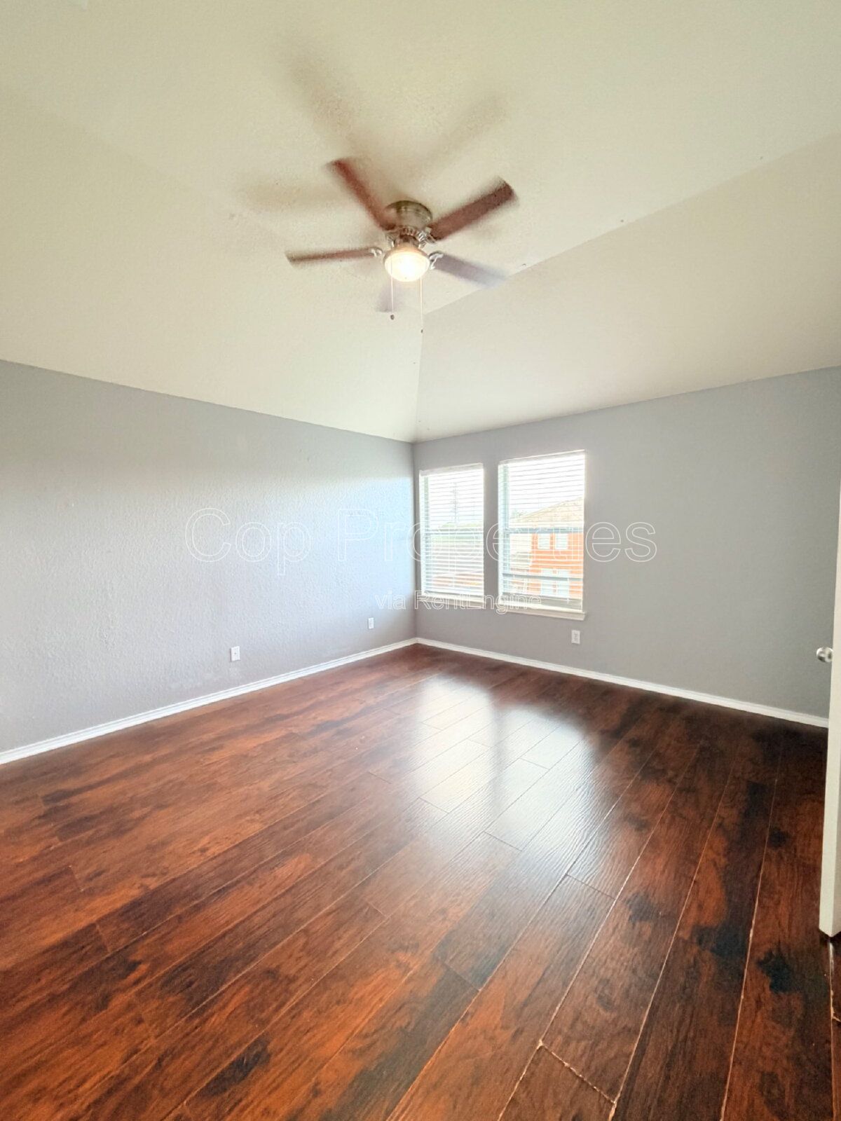 Gallery Image 25