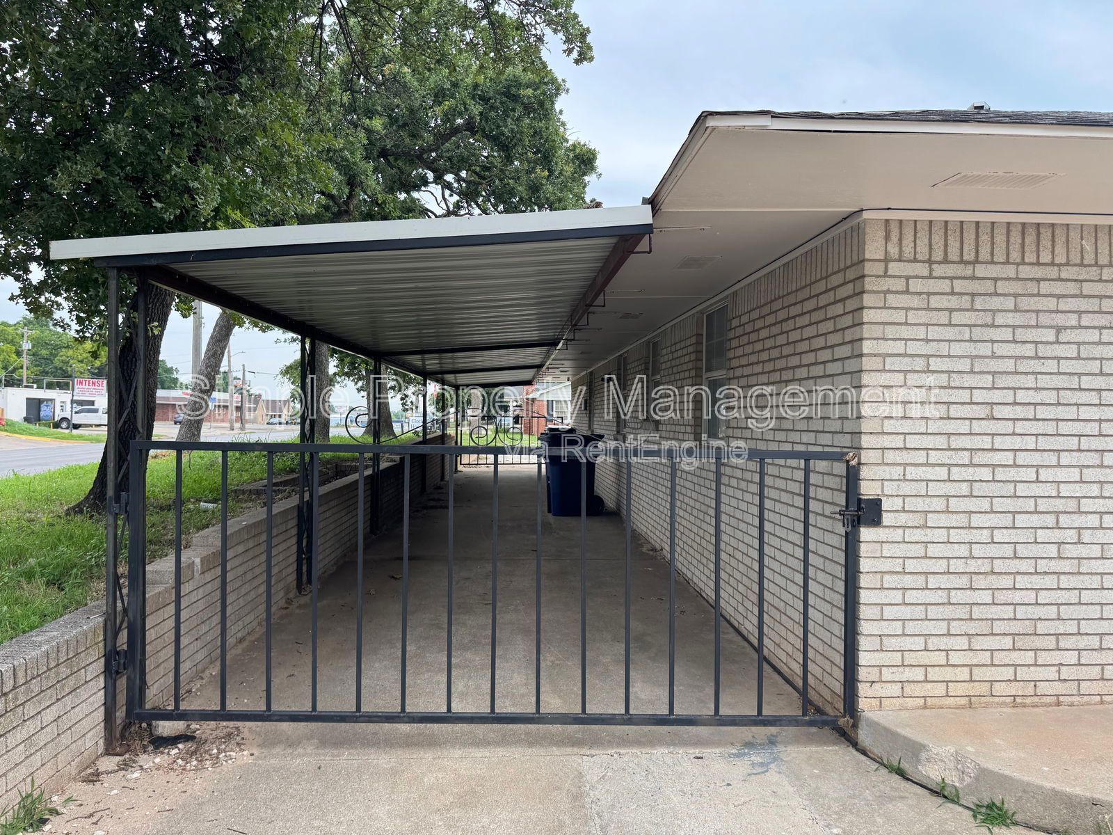 Gallery Image 16
