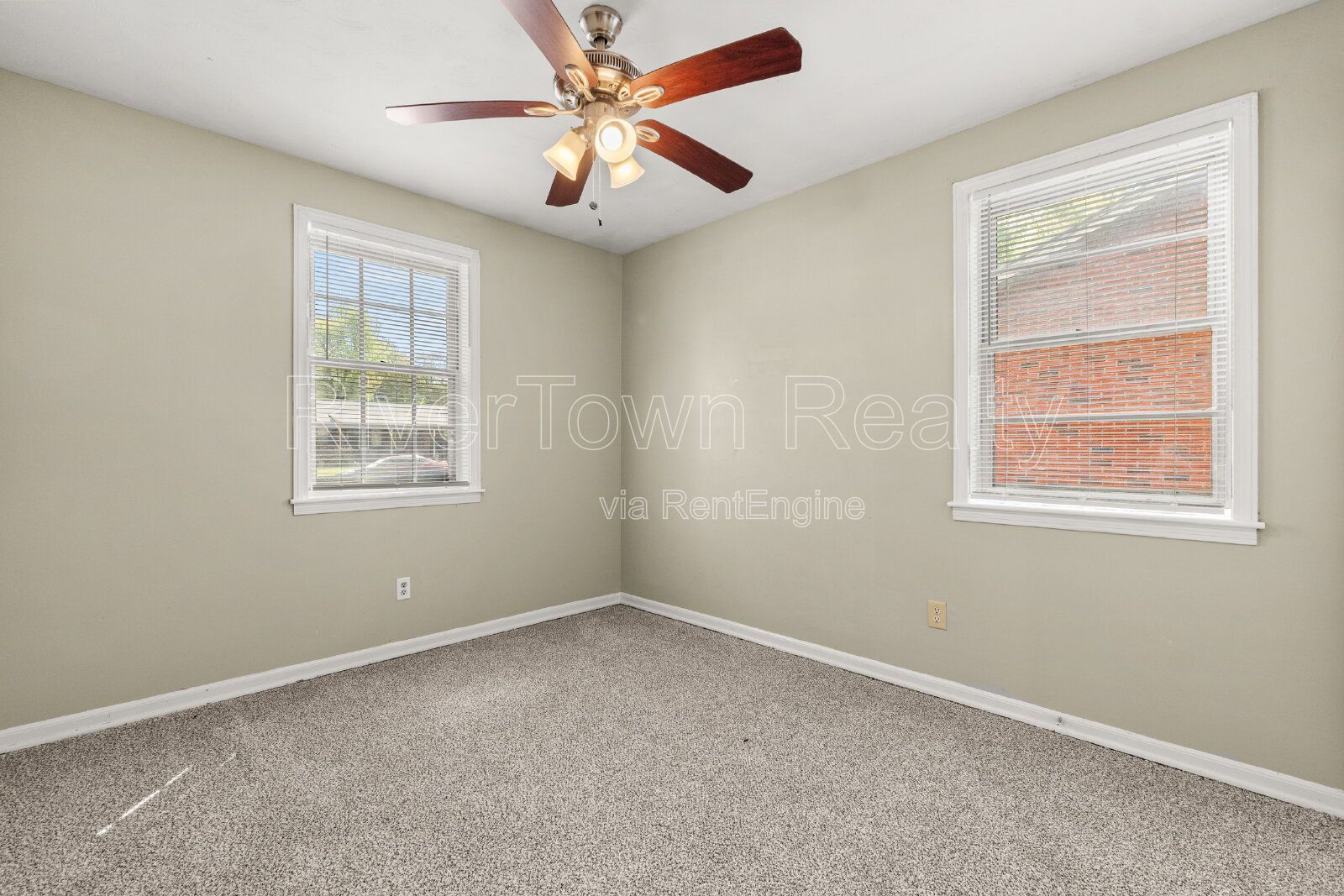 Gallery Image 19