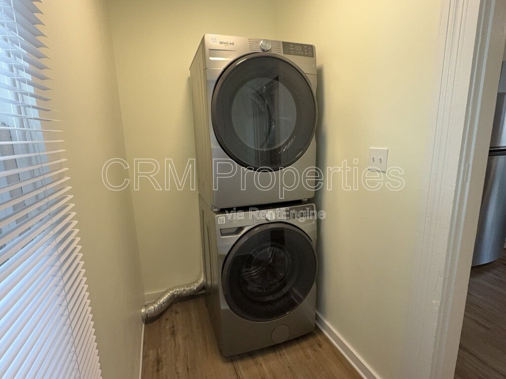 Gallery Image 11