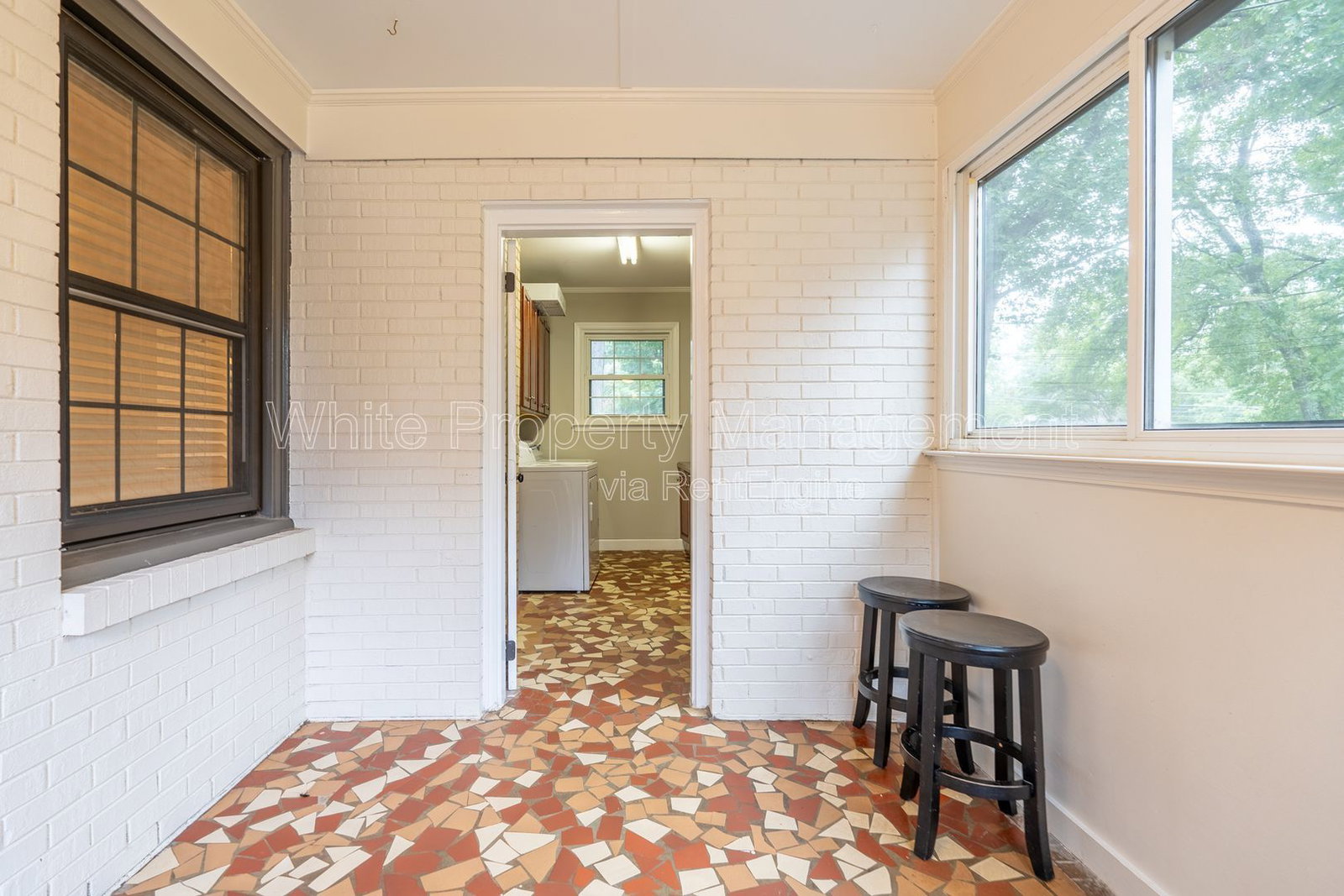 Gallery Image 19