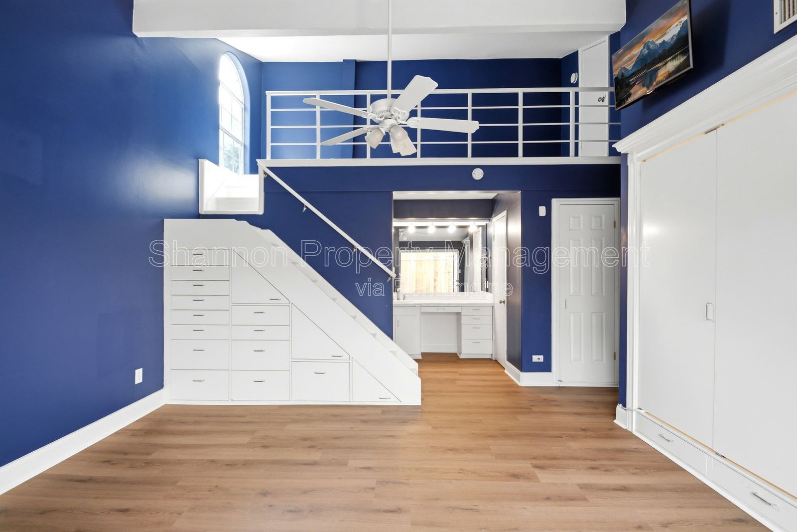 Gallery Image 14