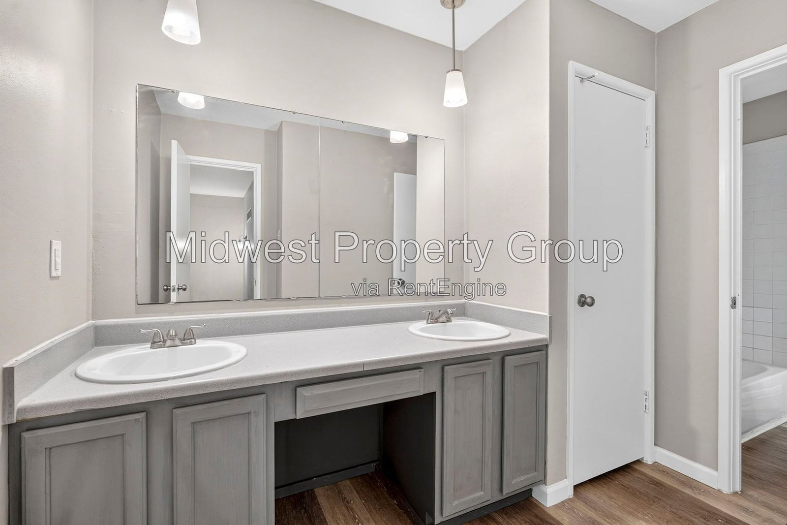 Gallery Image 15