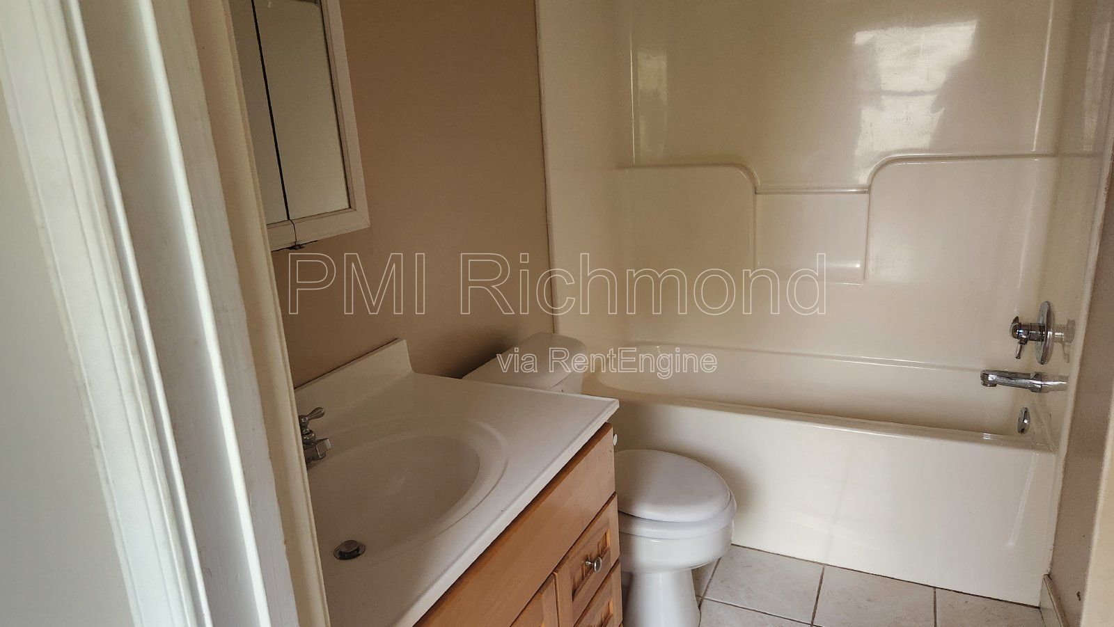 Gallery Image 16