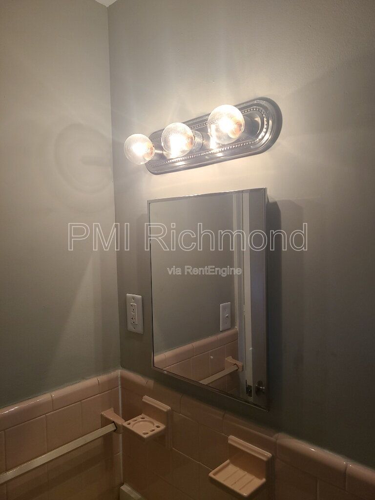 Gallery Image 16