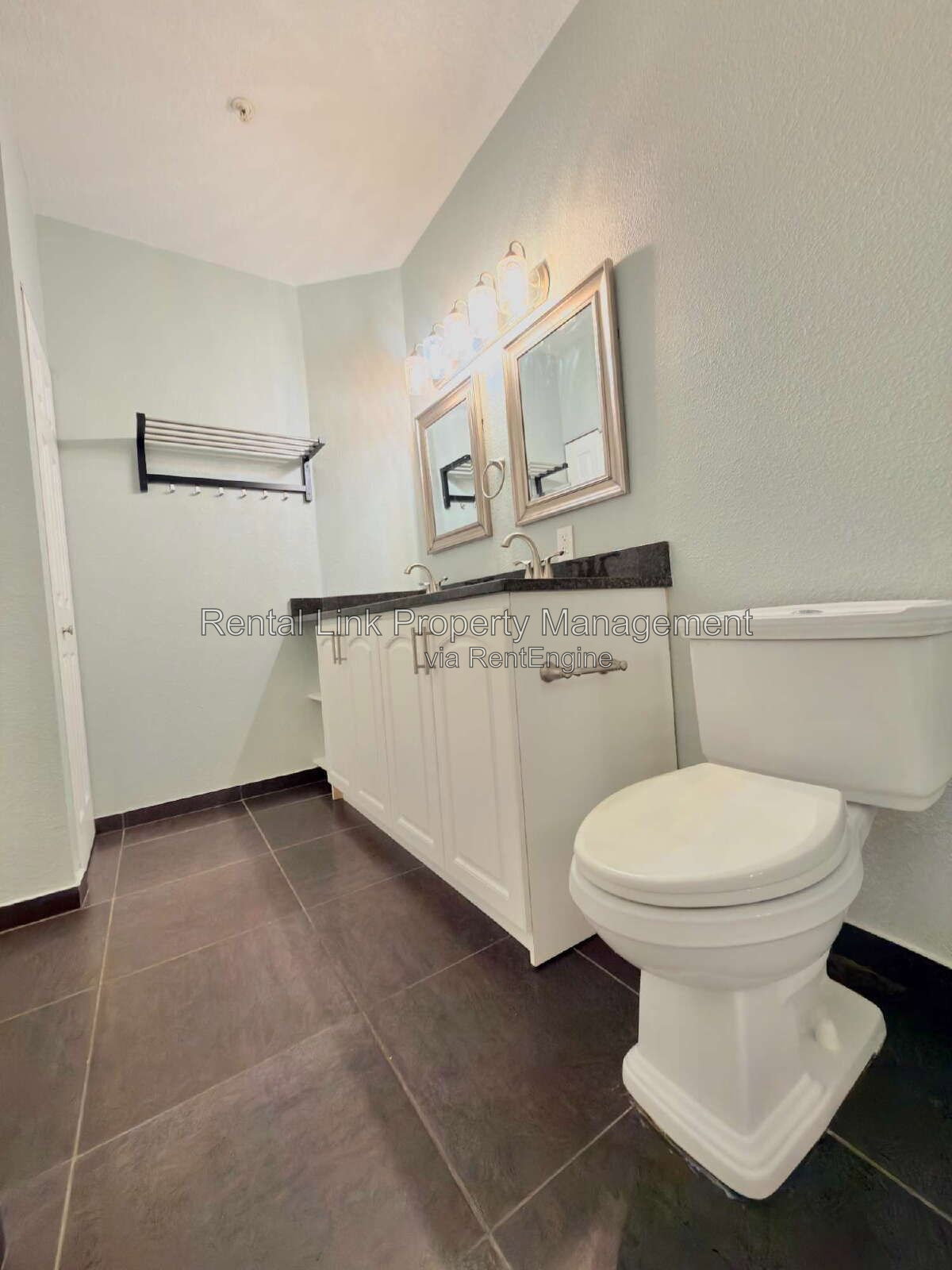 Gallery Image 33