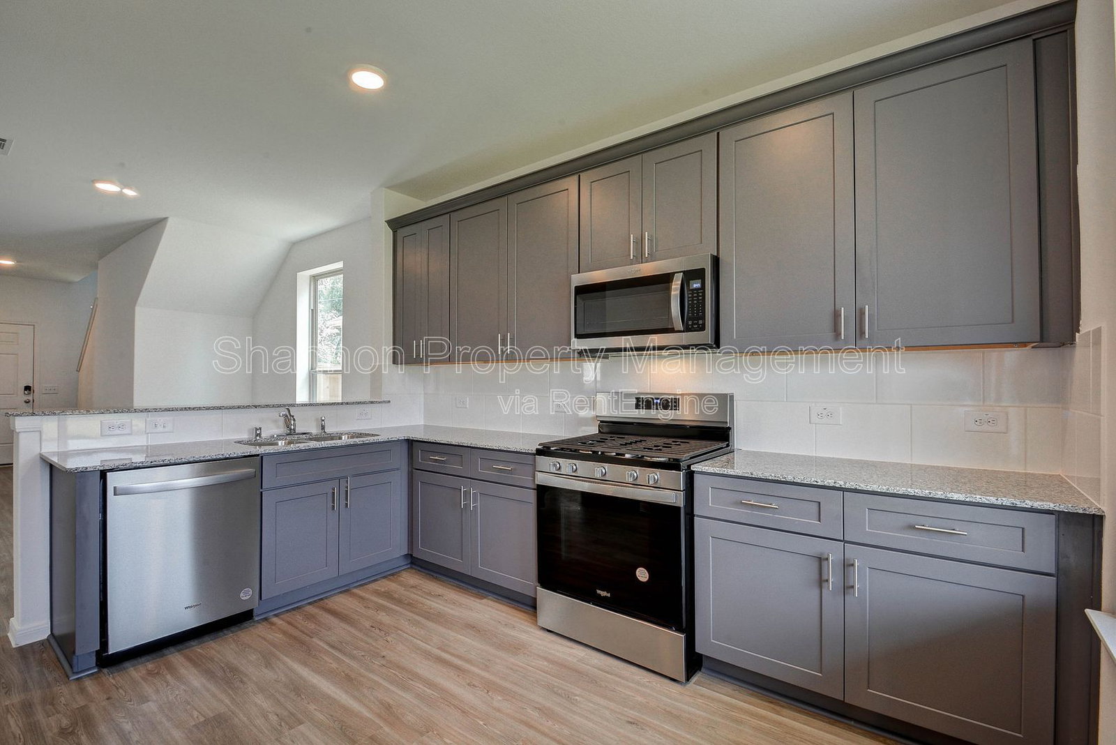 Gallery Image 13