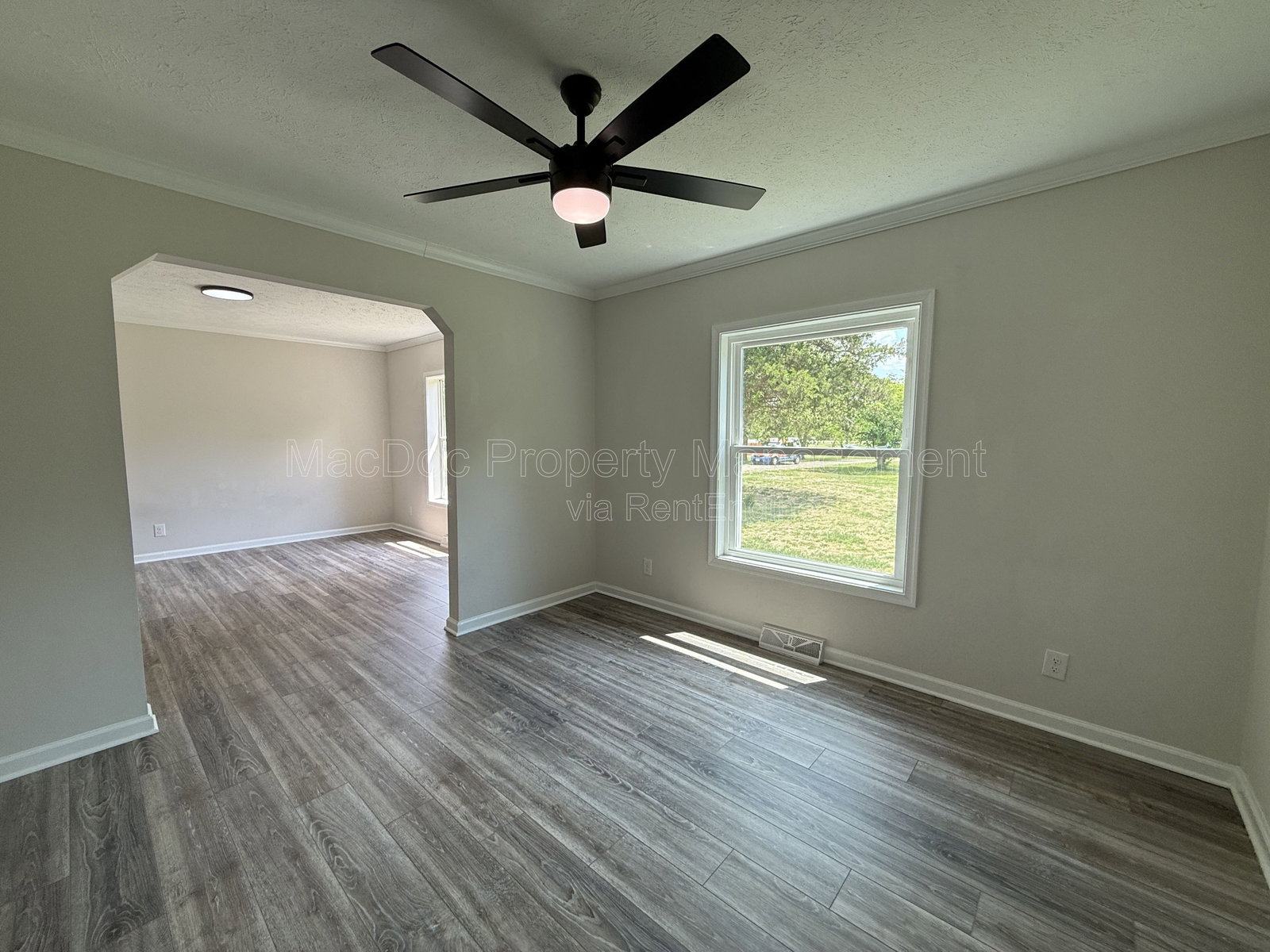 Gallery Image 30