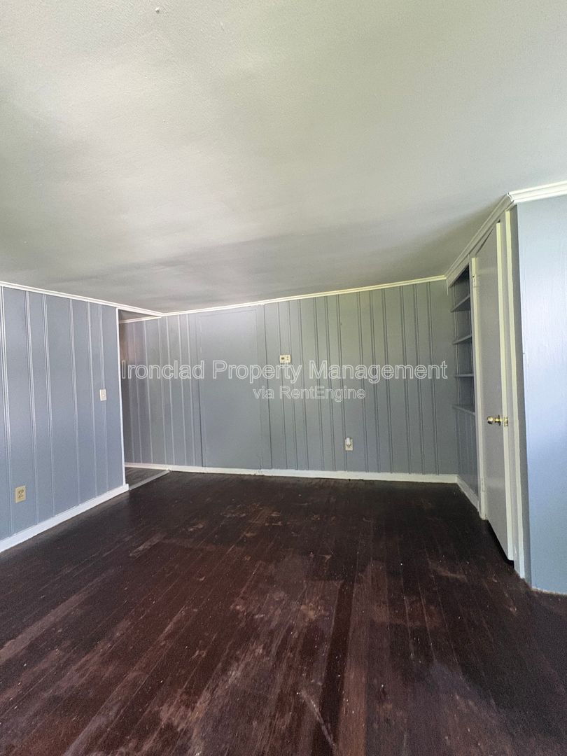 Gallery Image 14
