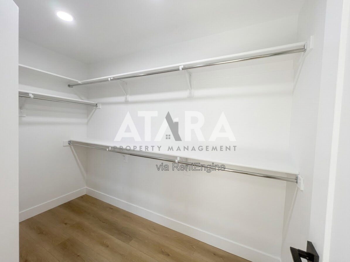 Gallery Image 35
