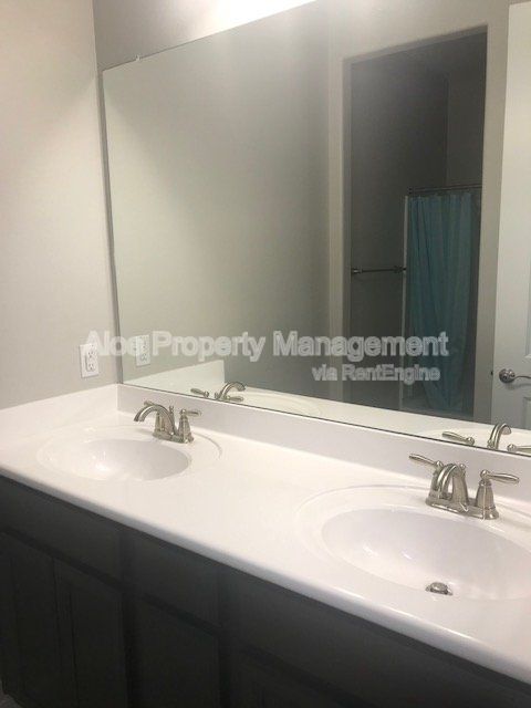 Gallery Image 22