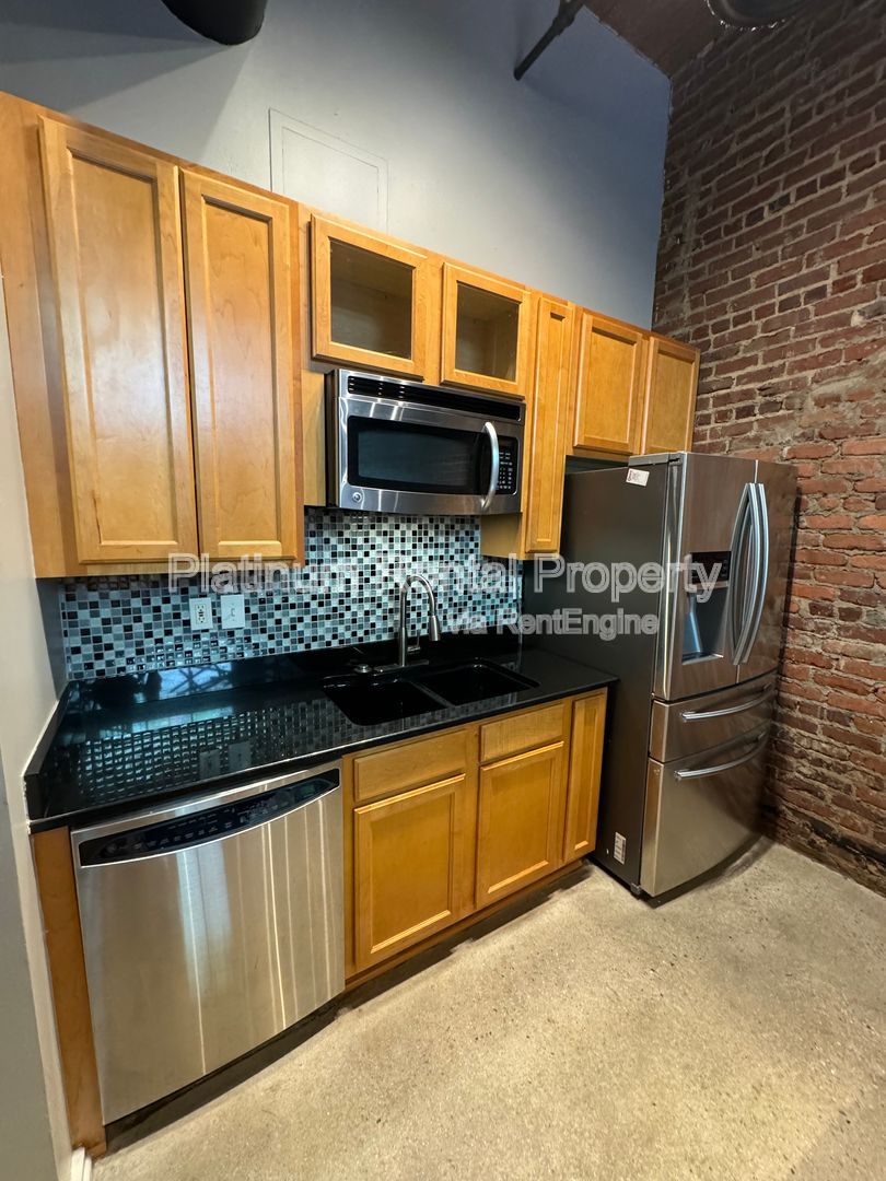 Gallery Image 18