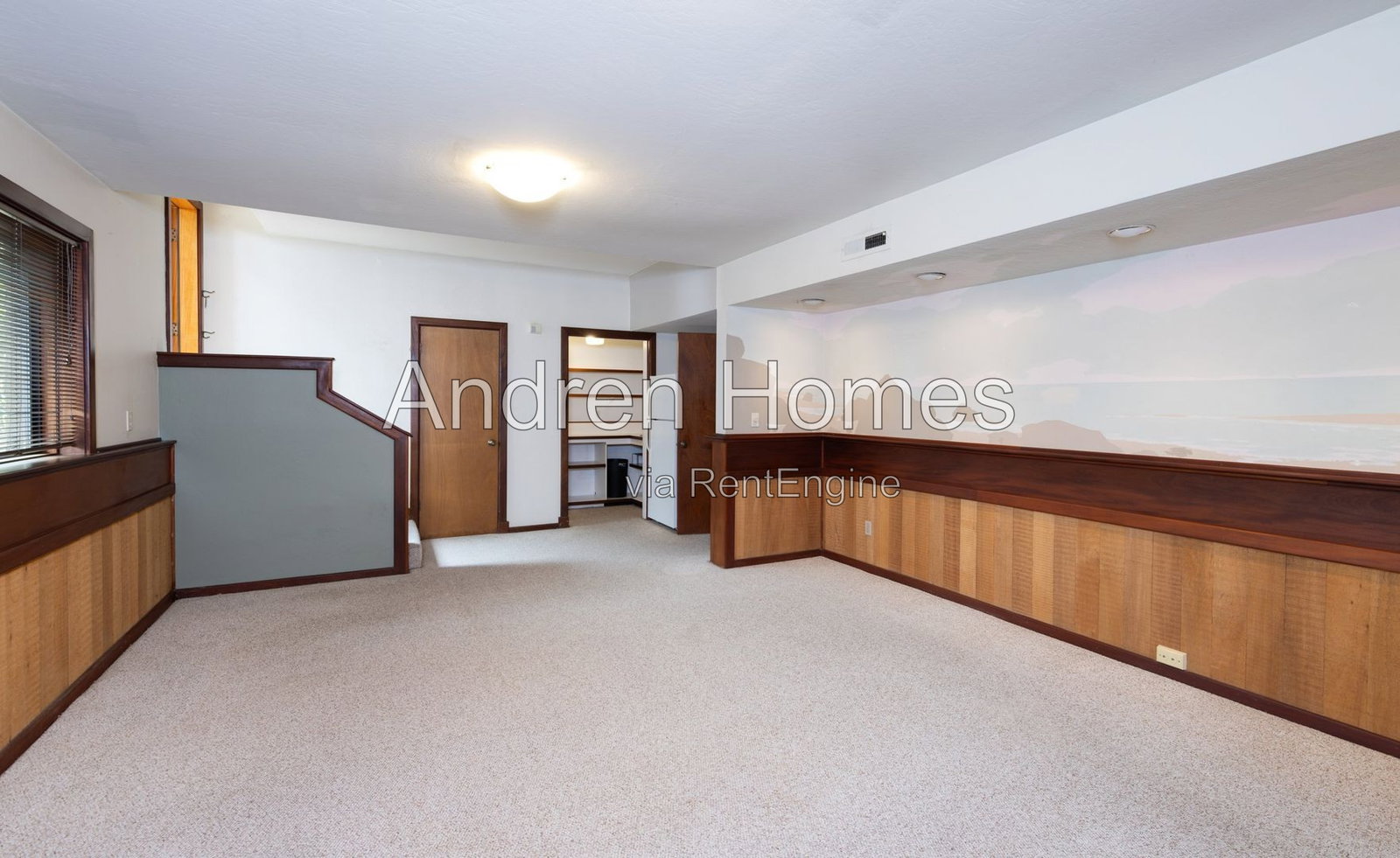 Gallery Image 0