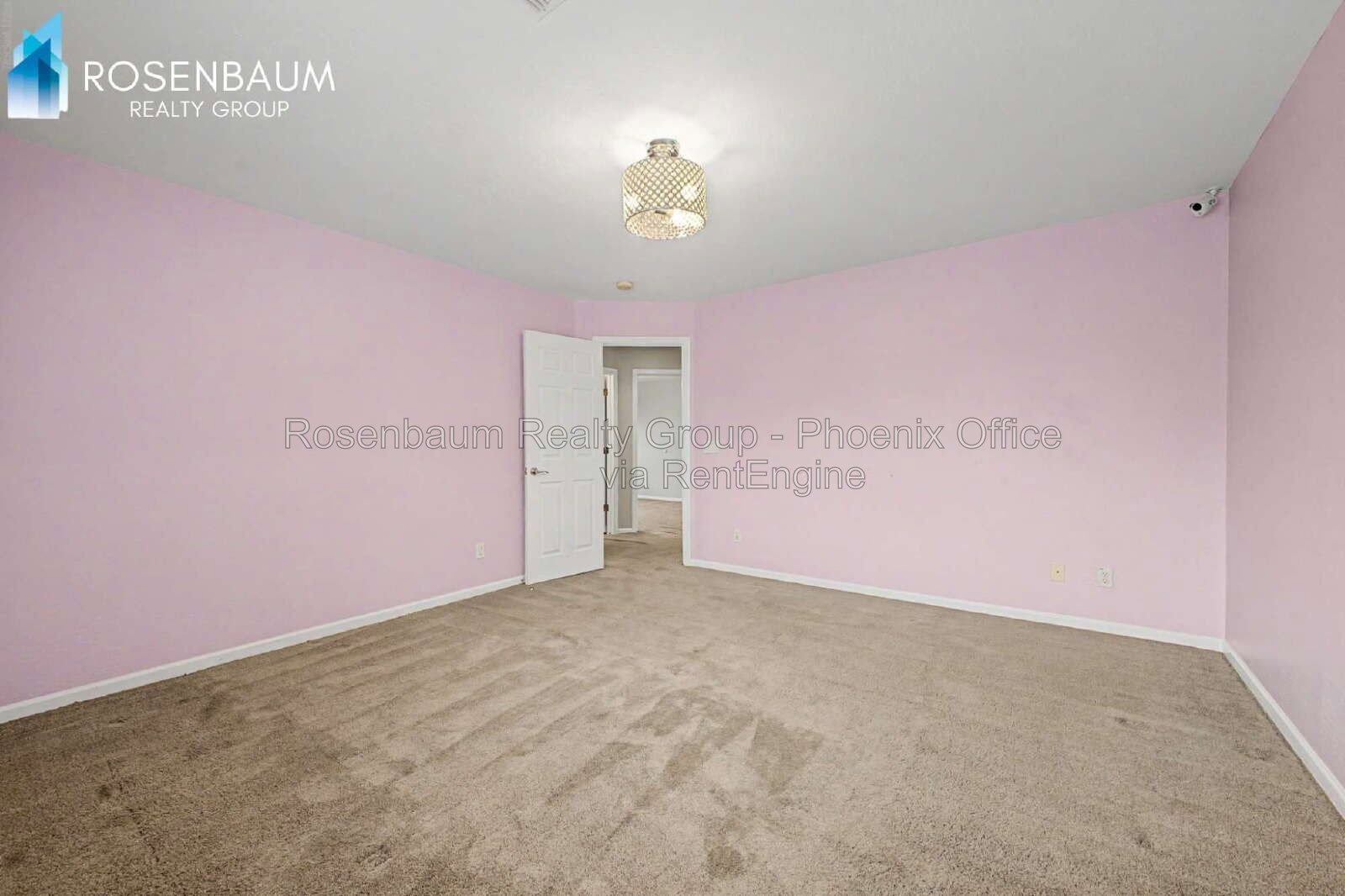 Gallery Image 37