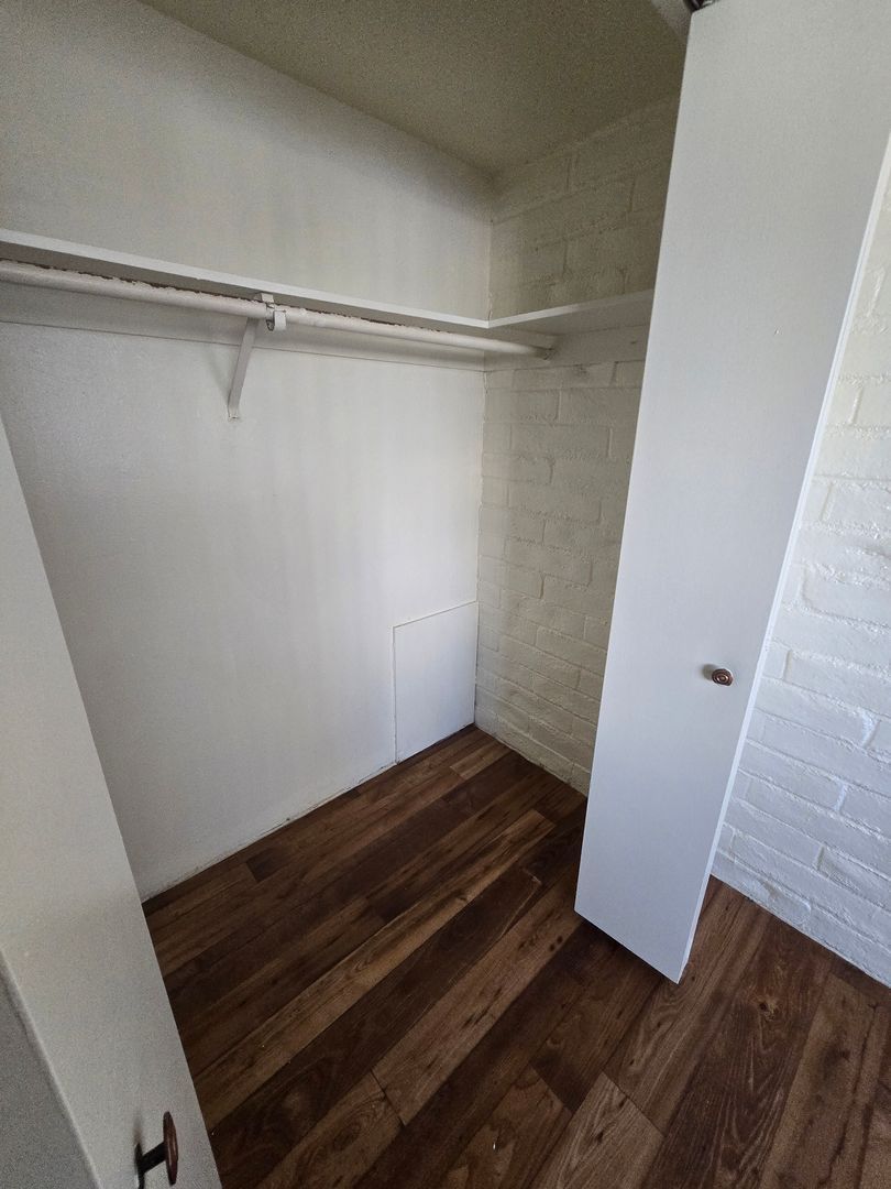 Gallery Image 16