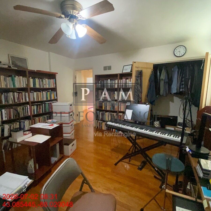 Gallery Image 13