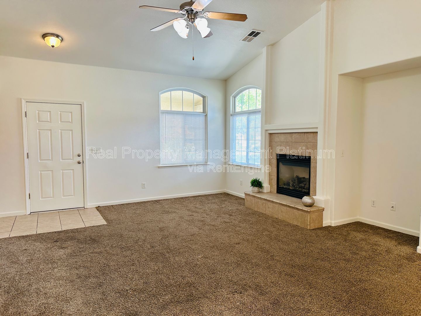 Gallery Image 17